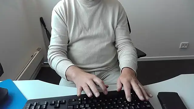 Show modela Buggemann na web-kameri