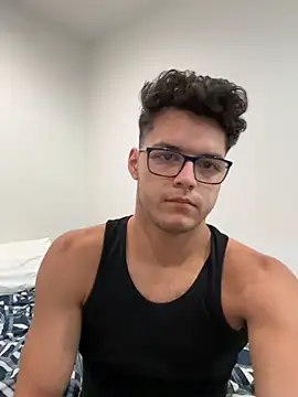Caleb-Sweats Webcam-Show