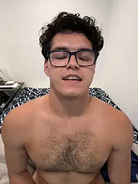 הופעת וובקאם של Caleb-Sweats