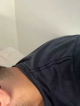 Caleb-Sweats Pertunjukan Webcam