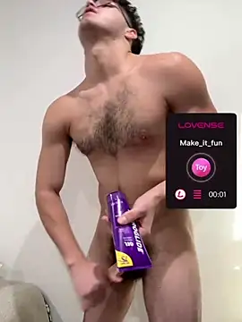 Caleb-Sweats webkamerás műsora
