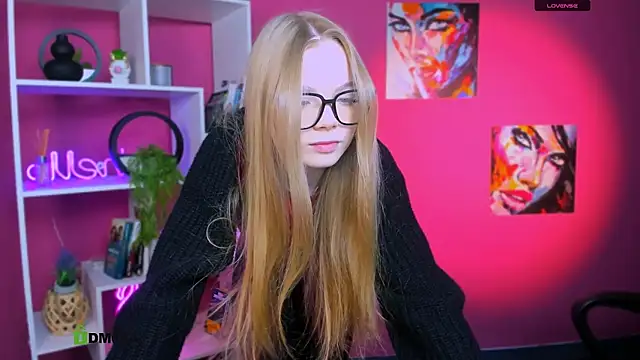 Show de maddy_moah na webcam