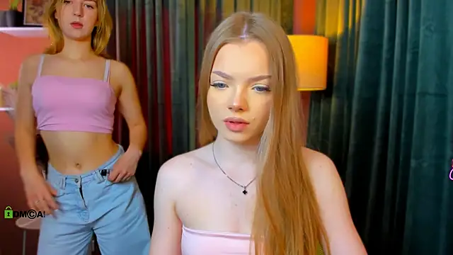 Chat +18 de maddy_moah ao vivo