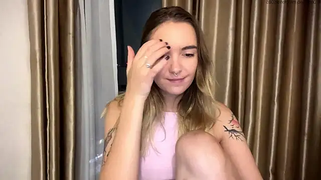RoxyWet 라이브 XXX 채팅