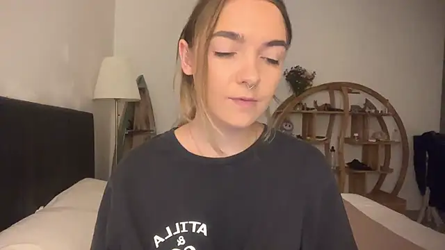 RoxyWet's Live XXX Chat