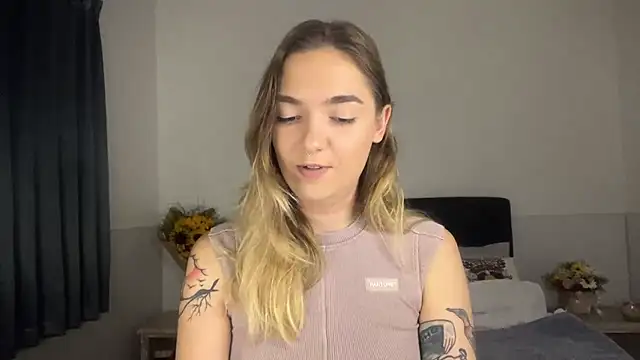 RoxyWet Live XXX-chat