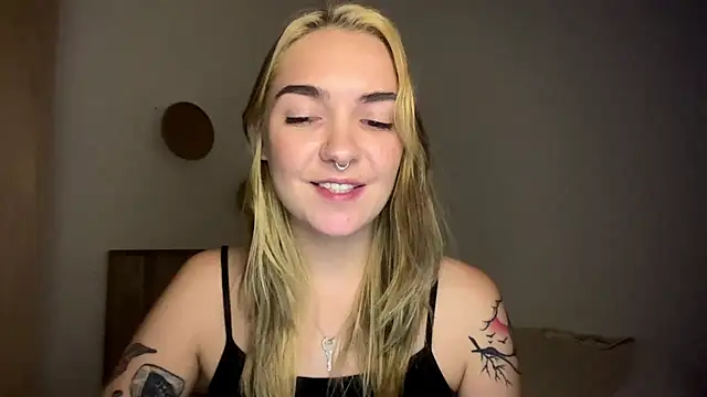 RoxyWet Adlı Modelin Web Kamerası Şovu