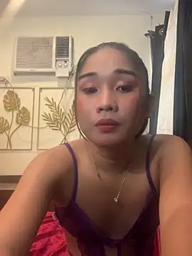 horsemeatcock_ellison Show in webcam