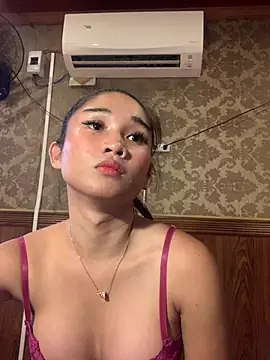 horsemeatcock_ellison Show in webcam
