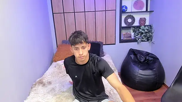 Kei_23 Webcam Show