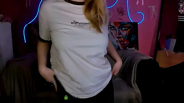 trixy_melison's Live XXX Chat