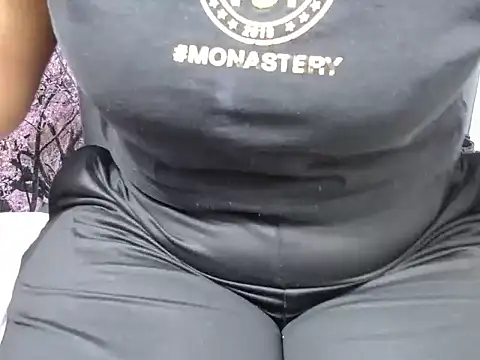 pervertt_sussy Adlı Modelin Canlı XXX Sohbeti