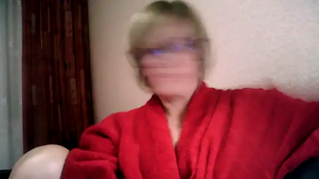 TatkaYang's Webcam Show