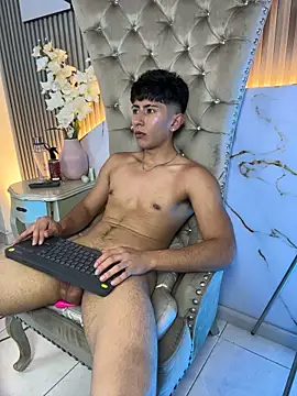 AndyJustgame_ Adlı Modelin Web Kamerası Şovu