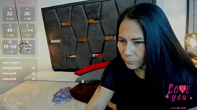 Онлайн чат XXX Keyla_Brunette_