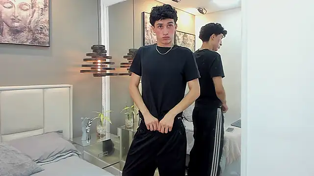 thom_ames Webcam Show