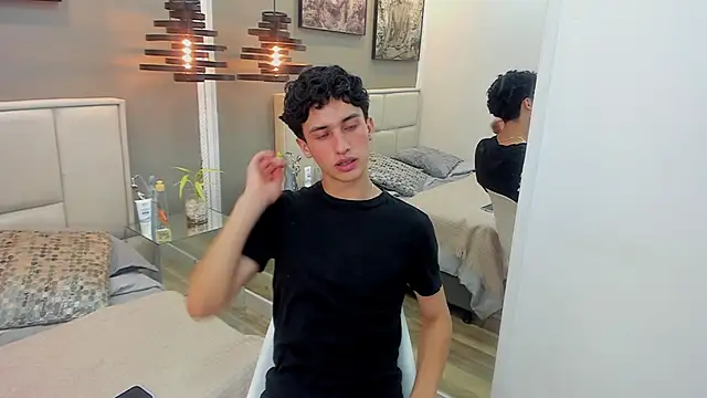 thom_ames – webcam-show
