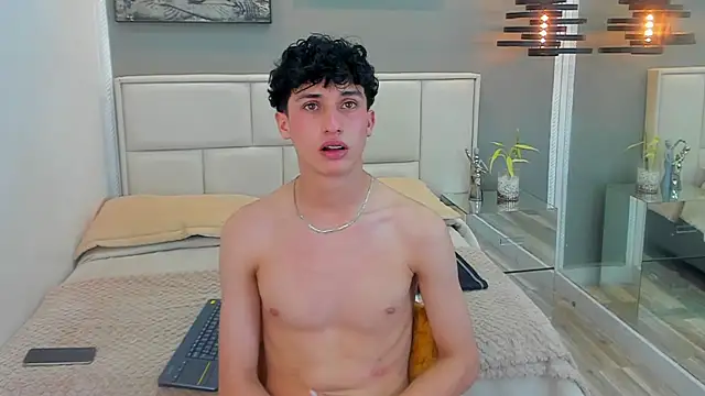 thom_ames Obrolan Langsung XXX