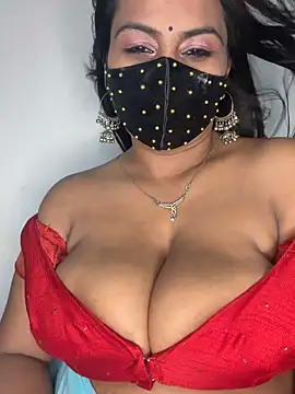 hot8178 – Kamerová šou