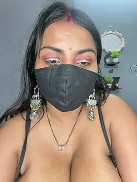hot8178 লাইভ XXX চ্যাট