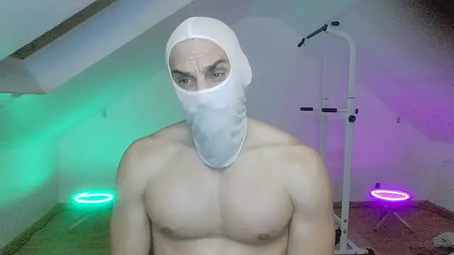 NinjaLaser Adlı Modelin Web Kamerası Şovu