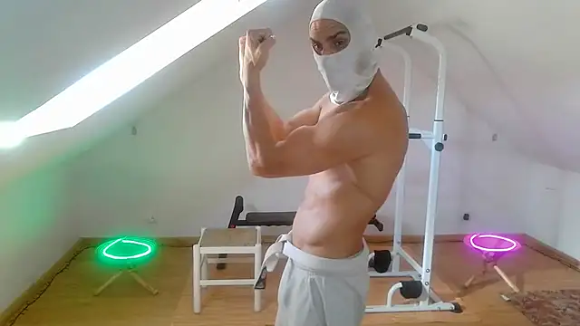 NinjaLaser: διαδικτυακό σόου στην κάμερα