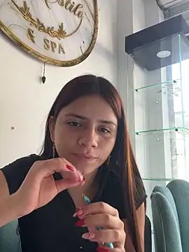 Jouemandannie Adlı Modelin Canlı XXX Sohbeti
