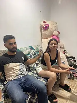 Jouemandannie: διαδικτυακό σόου στην κάμερα
