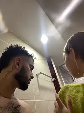Chat XXX ao vivo de Jouemandannie