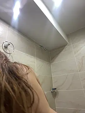 Show modela Jouemandannie na web-kameri