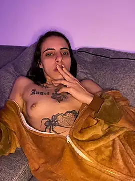 Poison_Ivy_29 Live XXX-chat