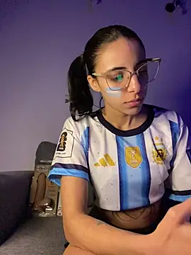 Poison_Ivy_29's Webcam Show