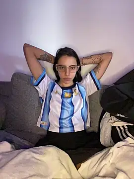 Poison_Ivy_29's Webcam Show