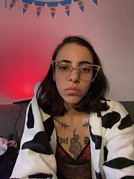 Poison_Ivy_29 Show in webcam