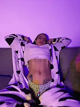 Živý XXX chat Poison_Ivy_29
