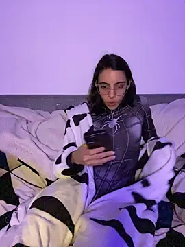 Poison_Ivy_29's Webcam Show