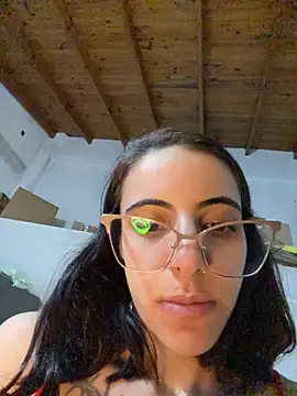 Poison_Ivy_29 Chat XXX in diretta