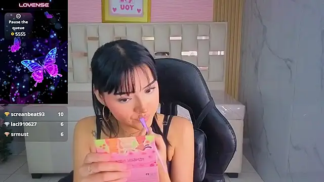 veronicaa_s' Live XXX Chat