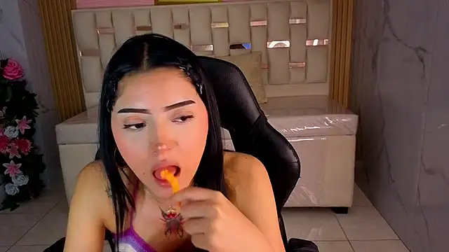veronicaa_s Adlı Modelin Web Kamerası Şovu