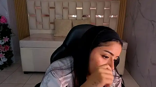 veronicaa_s' Live XXX Chat