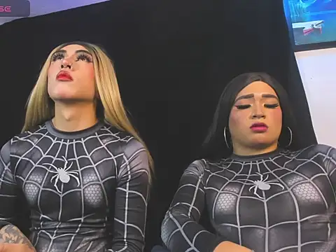 Show modela naughty_trans_dolls na web-kameri
