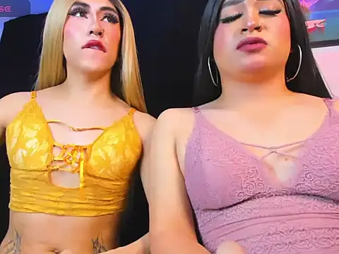 naughty_trans_dolls Webcam show
