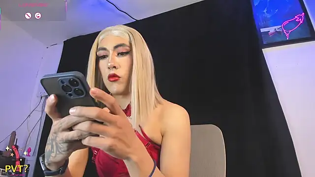 naughty_trans_dollsn Webbikameraesitys
