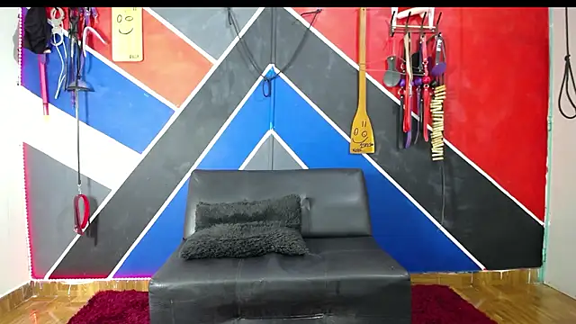 Bdsmflacaextrem_Megan Adlı Modelin Web Kamerası Şovu