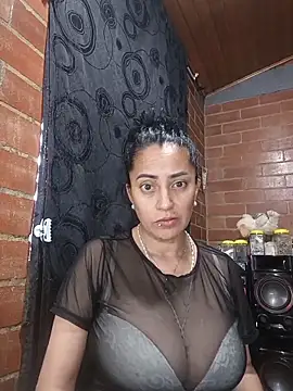 XXX chat uživo modela Alexandrina