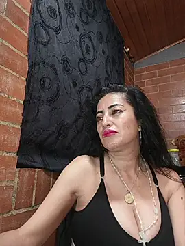 Alexandrina লাইভ চ্যাট রুম