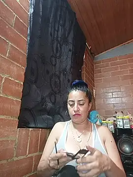 צ'אט XXX בשידור חי של Alexandrina