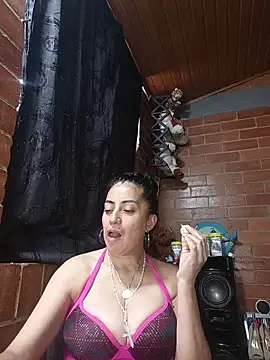 Alexandrina Adlı Modelin Canlı XXX Sohbeti