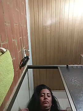 Alexandrina 라이브 XXX 채팅