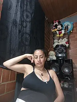 Alexandrina 现场XXX聊天